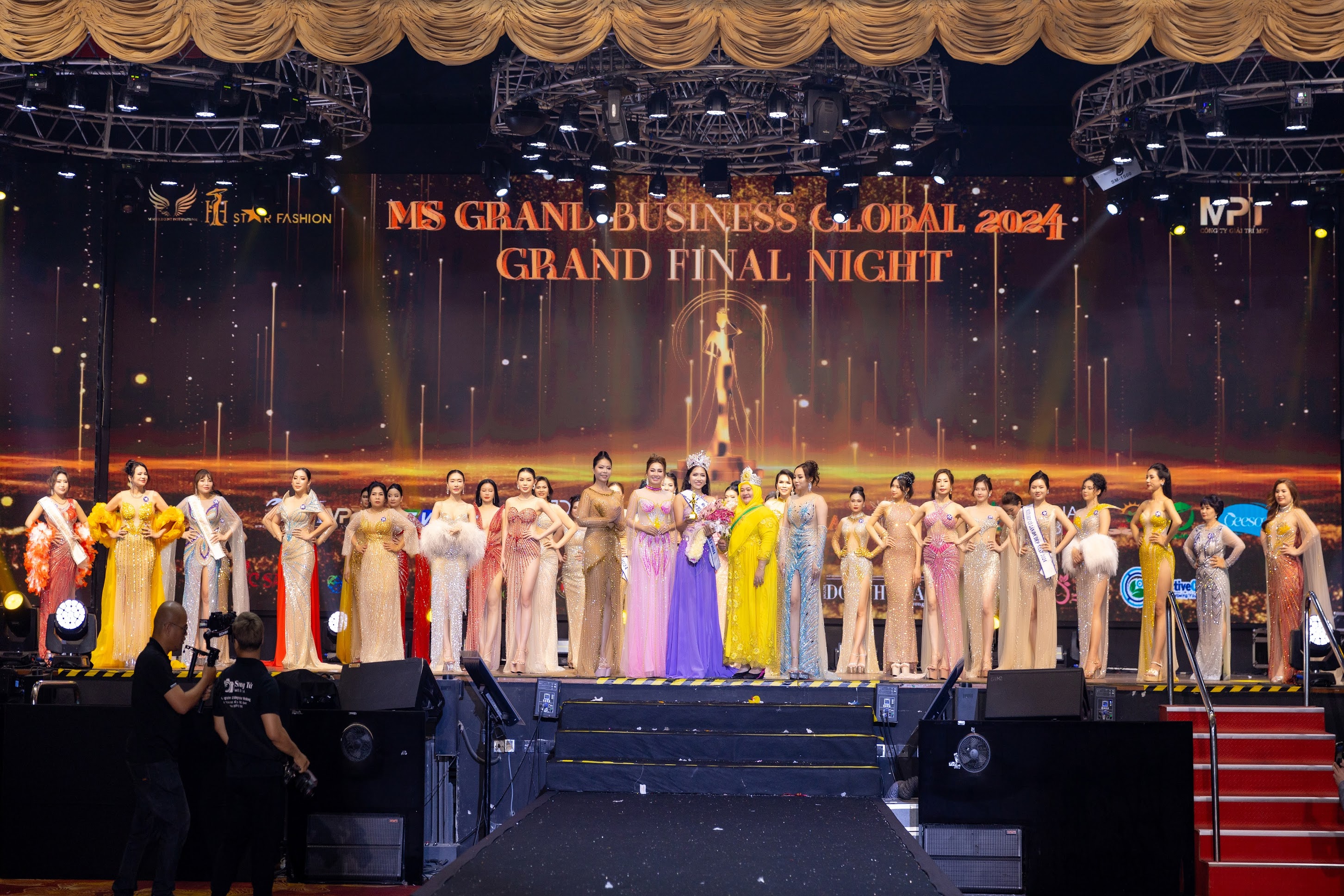 Giảng Viên Ngân Nguyễn Đạt Danh Hiệu "Người Đẹp Ứng Xử Hay Nhất" Tại Ms. Grand Business Global 2024